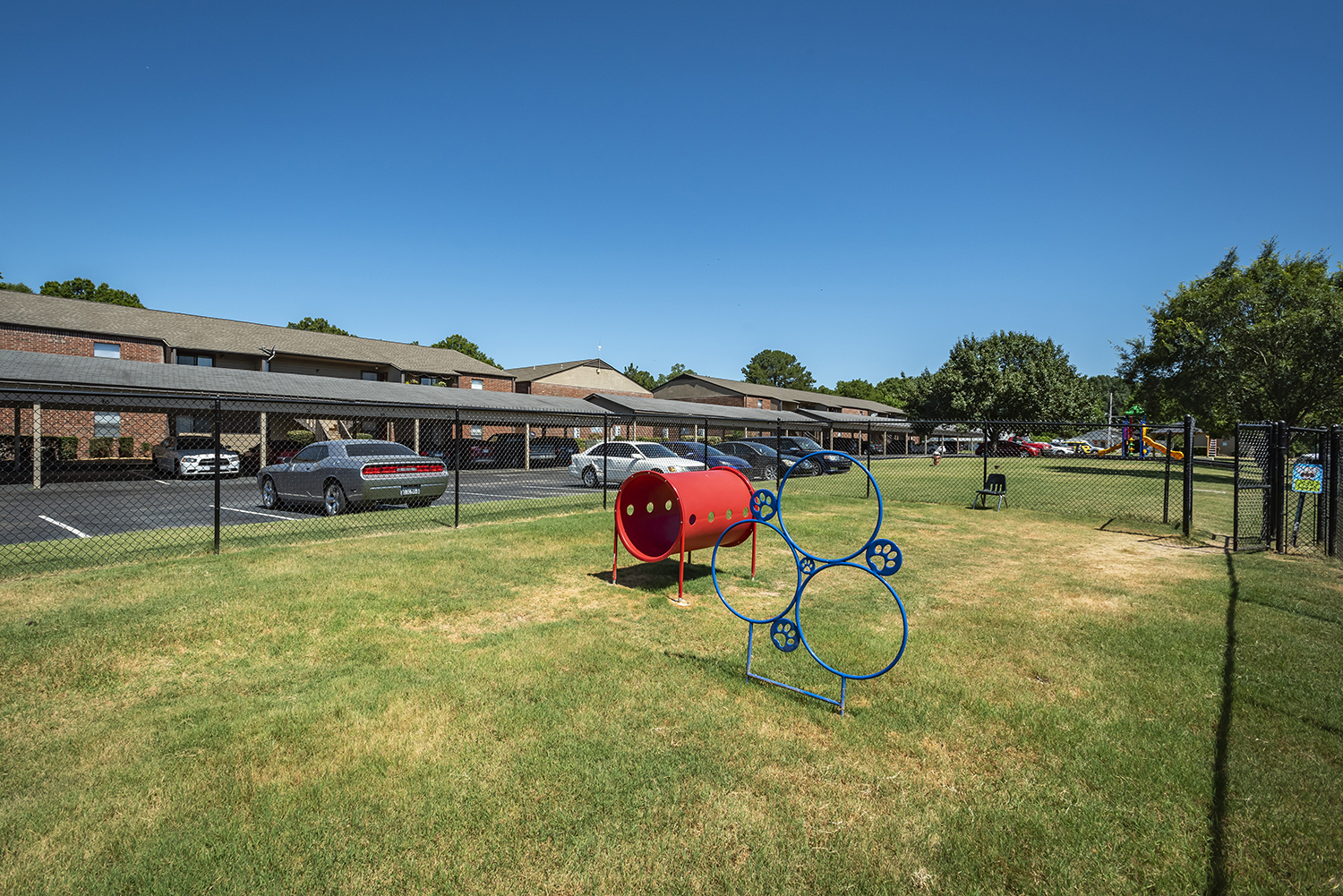 Country Meadows The Multifamily Advisory Group at Cushman & Wakefield